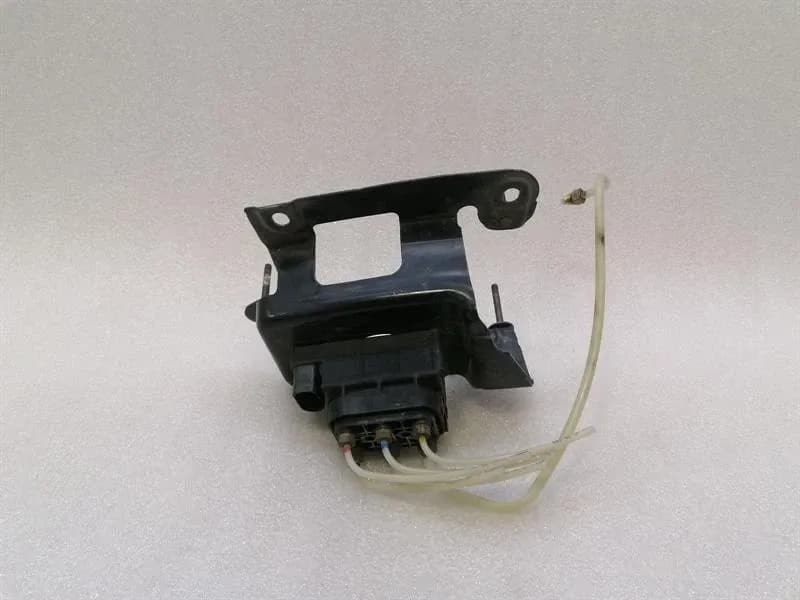 MERCEDES-BENZ Mercedes ML W164 Air Suspension Valve A2513200058 Air Suspension Valve Block-