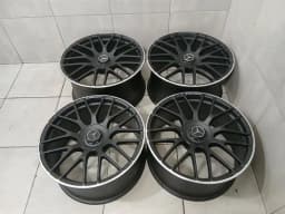 MERCEDES-BENZ Mercedes C63 W205 Alloy Wheel Set A2054015900 Alloy Wheel Set 10.5JX20 ET57 - — thumbnail 1