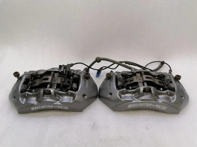 MERCEDES-BENZ MERCEDES C63 AMG W205 BRAKE CALIPER A2054216100 FRONT SET BRAKE SYSTEM M177-