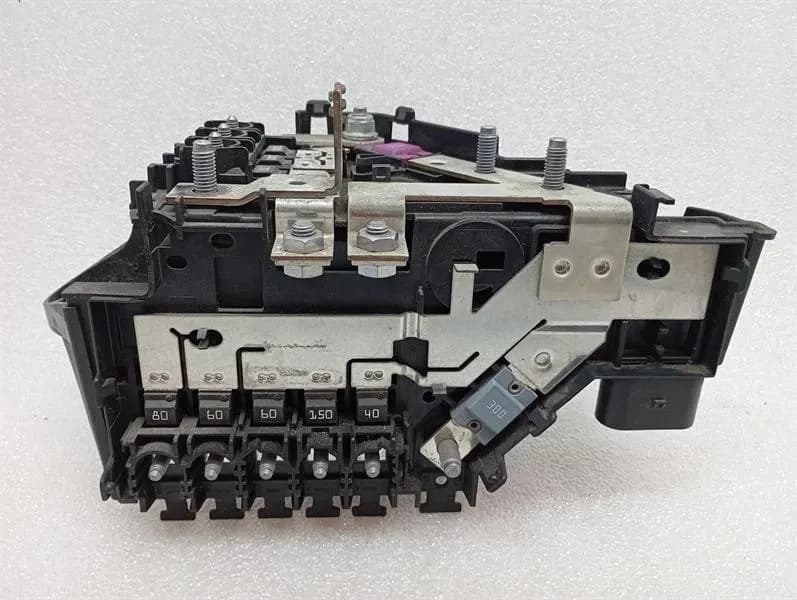 MERCEDES-BENZ MERCEDES G-CLASS W463A W464 18-24 G63 AMG Fuse Box A4635407612 Fuse Box-