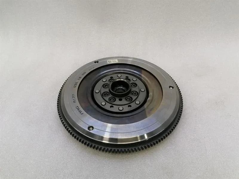 MERCEDES-BENZ MERCEDES C63 AMG W205 Flywheel A1770301800 Flywheel M177 DCT-