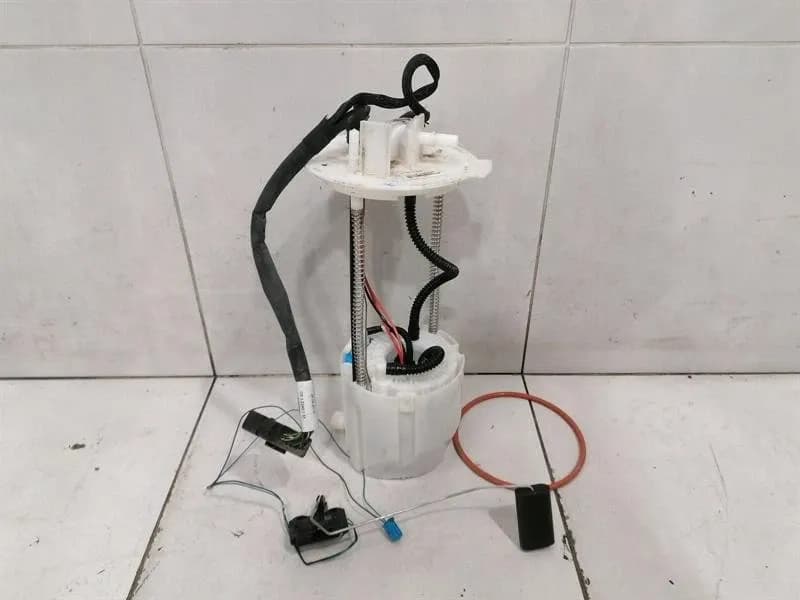 MERCEDES-BENZ MERCEDES W463A W464 18-24 G63 AMG Fuel Pump Electric A4634705900 Fuel Pump-