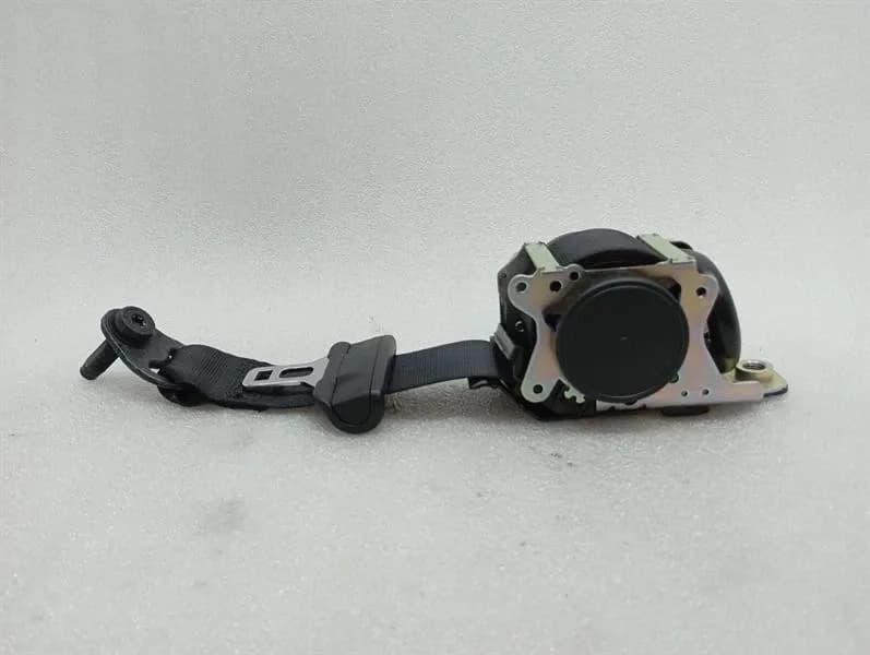 MERCEDES-BENZ Mercedes C Class W205 Front Seat Belt A2058601501 Left Seat Belt Front Li-