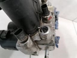 MERCEDES-BENZ Mercedes S-Class W221 Hydraulic Valve A2213200258 Hydraulic Valve FAULTY- — thumbnail 6