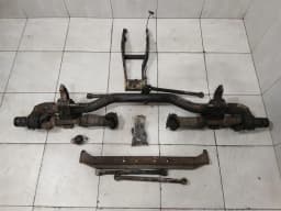 ASTON MARTIN Aston Martin Vantage AM Series 3 1973-1978 Rear Axle Rear Axle- — thumbnail 4