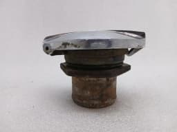 ASTON MARTIN Aston Martin Vantage AM Series 3 1973-1978 Fuel Cap Set of 2 Fuel Cap - — thumbnail 8