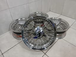 ASTON MARTIN Aston Martin Vantage AM 3 1973-1978 Alloy Wheel Set XW474 Jaguar Alloy Wheel Set- — thumbnail 1