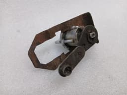 ASTON MARTIN Aston Martin Vantage AM Series 3 1973-1978 Boat Lock Tailgate Lock- — thumbnail 6