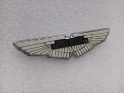 ASTON MARTIN ASTON MARTIN VANTAGE AM SERIES 3 1973-1978 DB WINGS BADGE BOAT LID DAVID BROWN- — thumbnail 3
