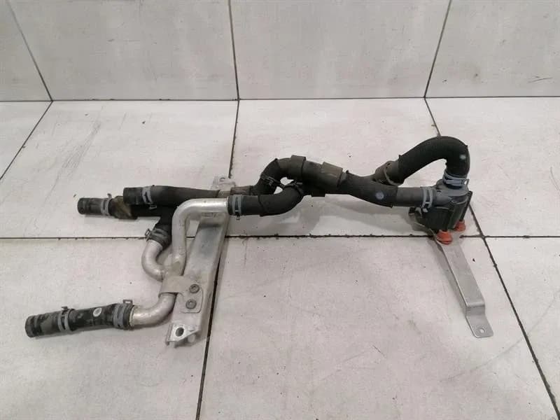 AUDI Audi R8 4S V10 RWD additional cooling pump 06H121601N coolant pump pump -