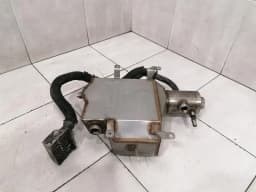 ASTON MARTIN ASTON MARTIN VANTAGE V8 DRY SUMP RESERVIOR 6G33-6C702-AC ENGINE OIL TANK - — thumbnail 1