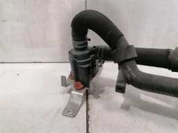 AUDI Audi R8 4S V10 RWD additional cooling pump 06H121601N coolant pump pump - — thumbnail 6