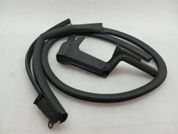 AUDI Audi R8 Type 42 V10 5.2 Spyder Right Door Seal 427831708 Right Door Seals - — thumbnail 2