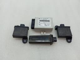 AUDI Audi R8 Type 42 Tyre Pressure Module 4F0907273A TPMS Tyre Pressure Control Unit - — thumbnail 1