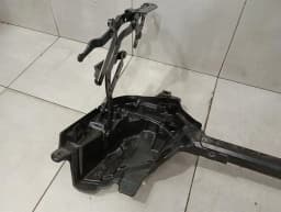 AUDI Audi R8 Type 42 V10 5.2 Spyder soft top hinge 427825131F soft top hinge- — thumbnail 4
