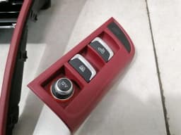 AUDI AUDI R8 TYPE 42 V10 5.2 SPYDER CENTRE CONSOLE 420863242B RIGHT HAND DRIVE RHD- — thumbnail 4