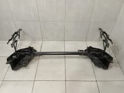 AUDI Audi R8 Type 42 V10 5.2 Spyder soft top hinge 427825131F soft top hinge- — thumbnail 1