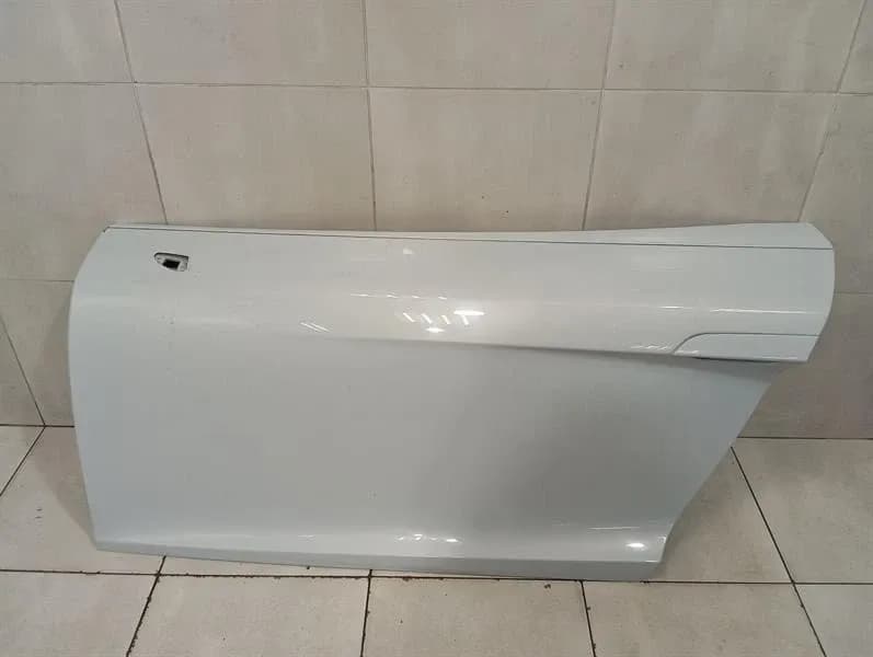 AUDI Audi R8 Type 42 V10 5.2 Spyder Left Front Door 427831051A Door Front Left-