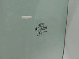 AUDI Audi R8 Type 42 V10 5.2 Spyder FLH door glass 427845201 door window front left- — thumbnail 4