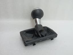 AUDI AUDI RS4 B8 8K GEAR KNOB 8K2713139Q RHD RIGHT HAND DRIVE RS4- — thumbnail 2
