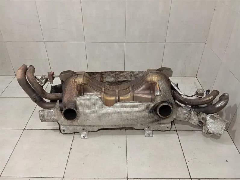 Audi R8 Type 42 V10 5.2 Spyder Exhaust 420251051TX Exhaust Silencer-