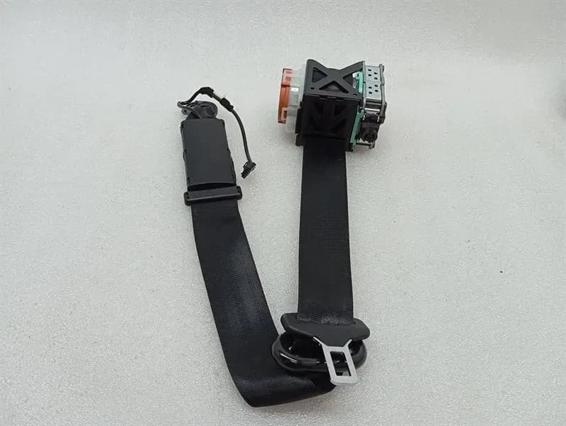 AUDI Audi R8 Type 42 V10 5.2 Spyder FRH Seatbelt 427857706F Front Seat Belt-