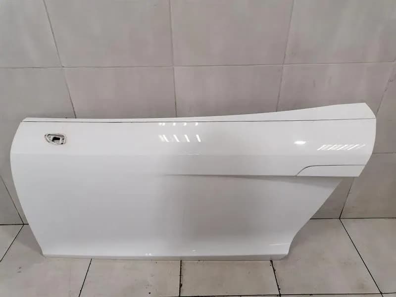 Audi R8 Type 42 V10 5.2 Spyder Left Front Door 427831051 Door Front Left-