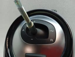 AUDI Audi R8 Type 42 V10 5.2 Spyder Gear Selector 420713041E Gear Shift Linkage- — thumbnail 5