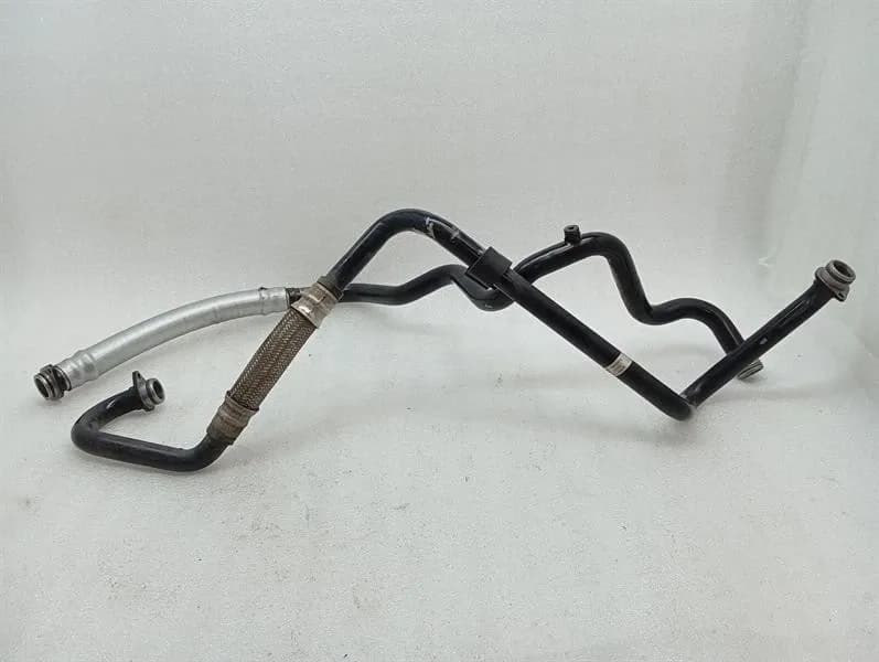 AUDI Audi R8 Type 42 V10 5.2 Spyder oil pipe set 420115689P hose oil hose set-