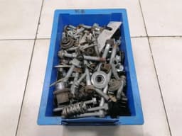 AUDI Audi R8 Type 42 V10 5.2 Spyder Bolts From One Car Set Bolts Set- — thumbnail 2