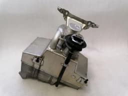 AUDI AUDI R8 4S PERFORMANCE OIL SUMP 4S0115373F OIL PAN DRY SUMP- — thumbnail 2