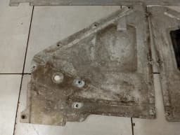AUDI Audi R8 4S V10 RWD Undertray 4S0825208C Underbody Trim- — thumbnail 7