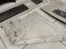 AUDI Audi R8 4S V10 RWD Undertray 4S0825208C Underbody Trim- — thumbnail 4