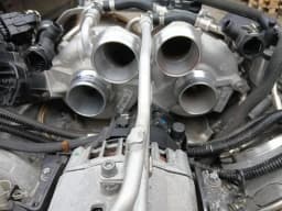 BMW 2019 43000KM BMW 5 SERIES F90 M5 ENGINE 4.40 / 447KW s63m engine s63b44b complete- — thumbnail 3