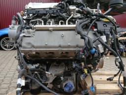 BMW 2019 43000KM BMW 5 SERIES F90 M5 ENGINE 4.40 / 447KW s63m engine s63b44b complete- — thumbnail 4