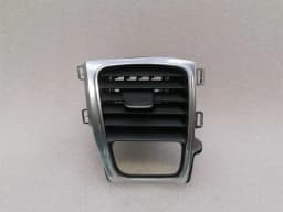 CHEVROLET Chevrolet Corvette C7 Grand Sport Air Vent 84204186 Air Vent Vent Grille- — thumbnail 4