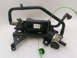 BMW BMW i8 Hybrid EVAP Reservoir 7378061 Reservoir - — thumbnail 5