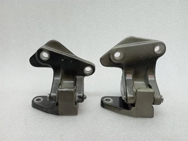 FERRARI Ferrari 599 GTB F141 Door Hinge 68055900 RH SET Door Hinge-