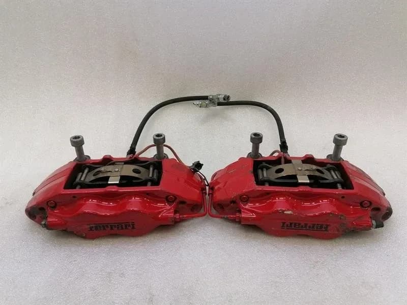 FERRARI Ferrari 599 GTB F141 Brake Caliper 219249 Rear CCM Brake Caliper Set Kit 70001120-