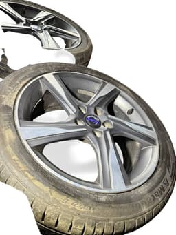VOLVO 31347131 Rim set With Tyres 4 pcs VOLVO V40 (2012-2019) — thumbnail 4