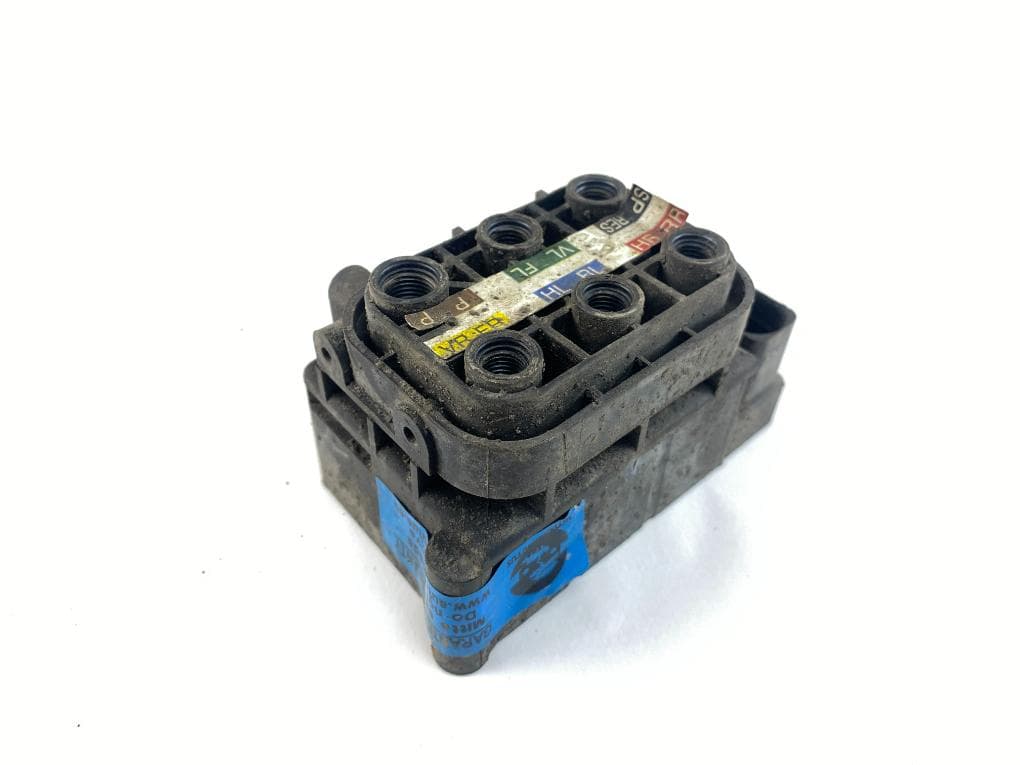MERCEDES-BENZ A2123200358 Air suspension valve block MERCEDES-BENZ GL-CLASS (X164) (2006-2012)