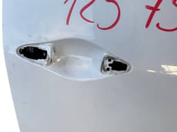 HYUNDAI Door Front Right HYUNDAI TUCSON II / ix35 I (LM) (2009-2017) — thumbnail 3