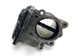 VOLVO 31293930 Throttle body VOLVO XC60 II (246) (2017-) — thumbnail 2