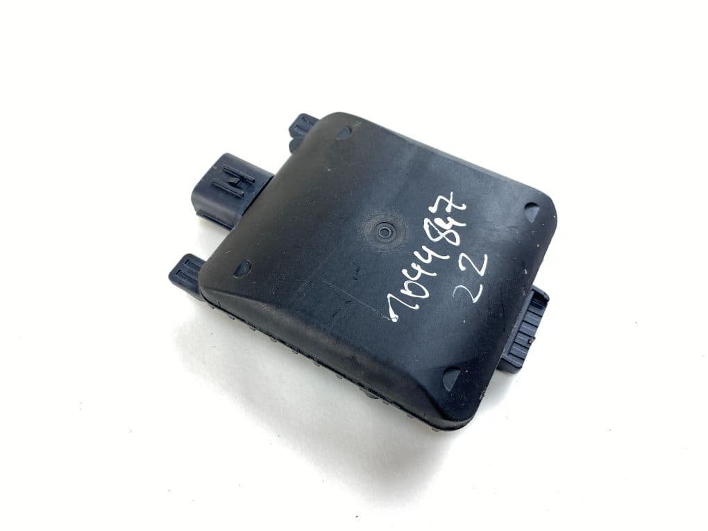 32254967 BLIND SPOT radar sensor VOLVO V60 II / S60 III (224, 225, 227) (2018-)