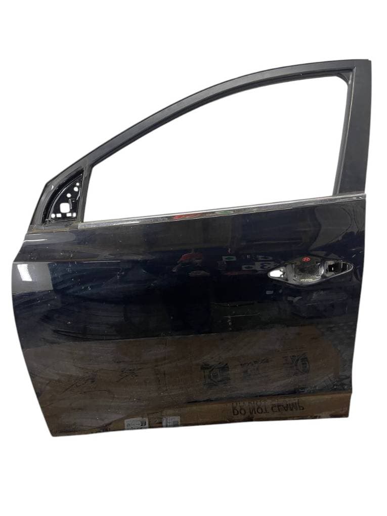 HYUNDAI Door Front Left HYUNDAI TUCSON II / ix35 I (LM) (2009-2017)