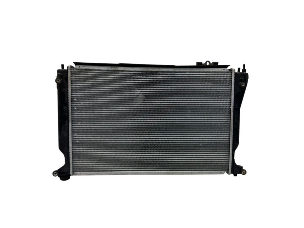 TOYOTA 164000R011 167110R050 Radiator TOYOTA COROLLA Verso II (AR10) (2004-2009)