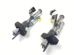 VOLVO 32277461 32277462 Set of bonnet (hood) actuators VOLVO V60 II / S60 III (224, 225, 227) (2018-) — thumbnail 1