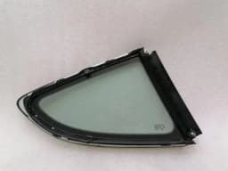 PORSCHE Porsche Cayman 718 Left Rear 1/4 Glass 98154311108 Door Glass 1/4 Rear LH- — thumbnail 5
