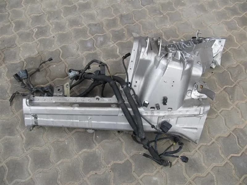 PORSCHE Porsche Panamera 970 Right Front Chassis Leg 97050190601GRV Right Front Wheel Arch-