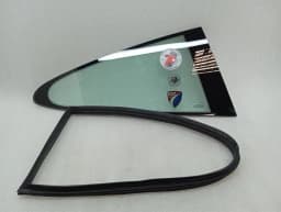 PORSCHE Porsche 911 996 right rear 1/4 glass 99654311203 door window 1/4 rear RH- — thumbnail 2